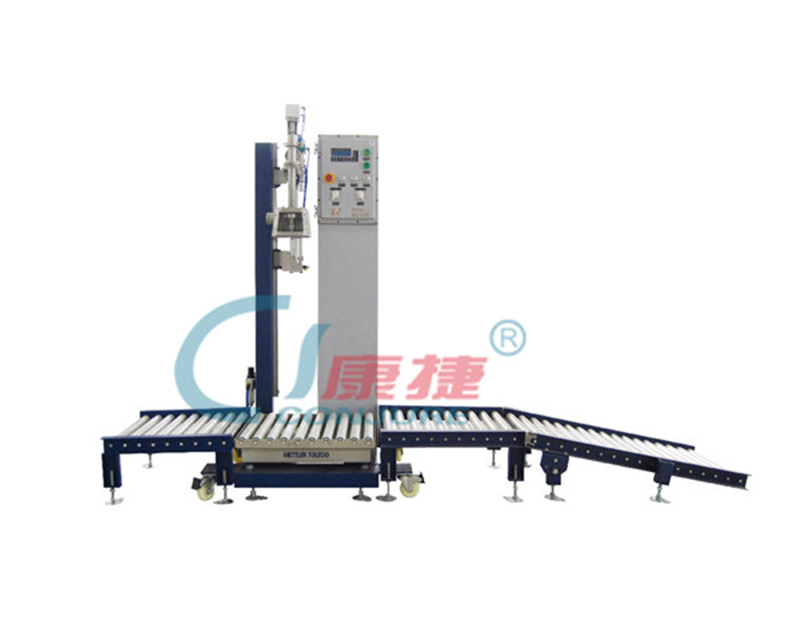 GCJ01-200-IIB頂沖式半自動(dòng)液體灌裝機(jī)